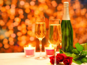 シャンパンやスパークリングワインのプレゼントでサプライズ演出！感動を生む、サプライズ演出方法４つとは！？