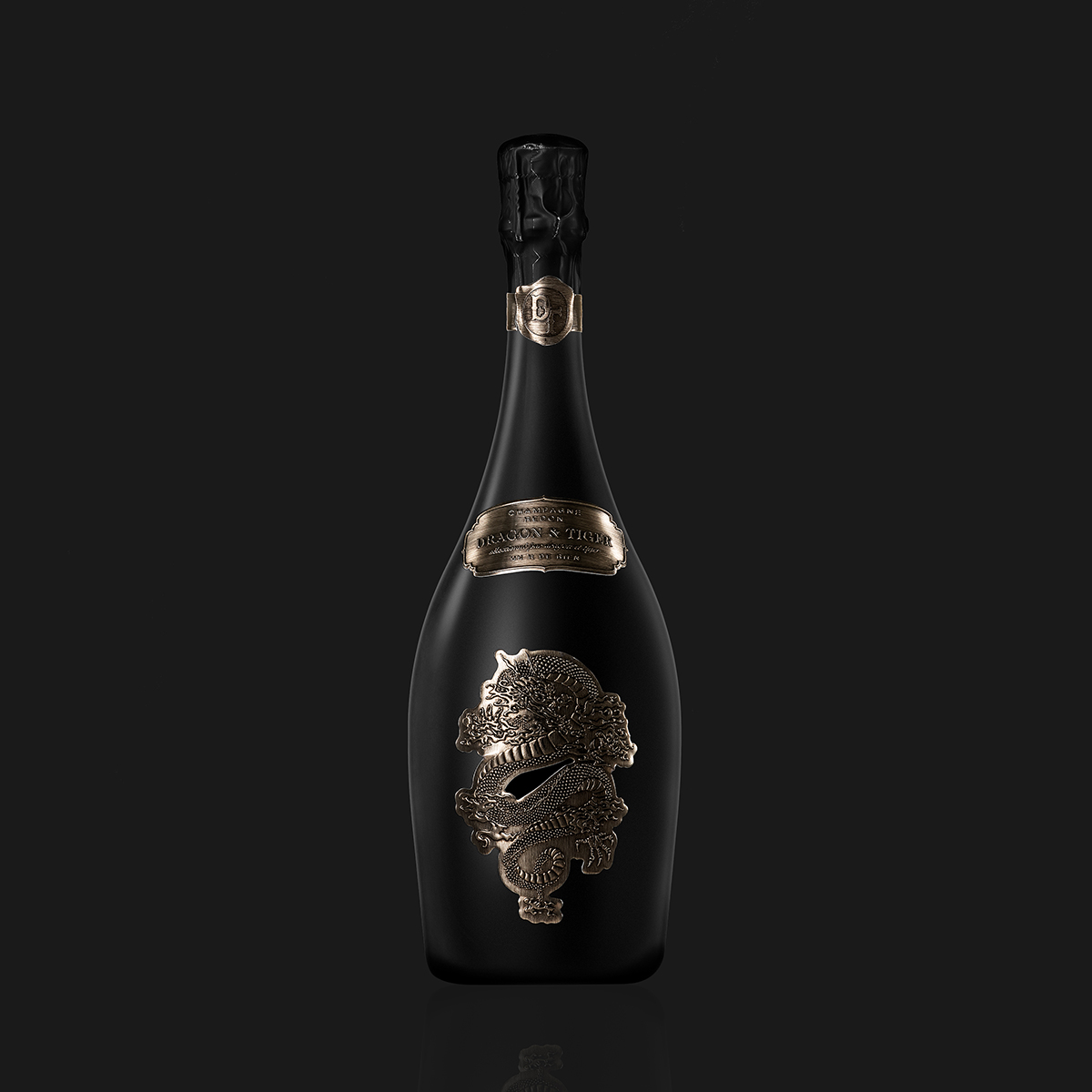 最大86%OFFクーポン シャンパン ドラゴン タイガー DRAGONTIGER 750ml 高級 アルマンド エンジェル ドンペリ ソウメイ
