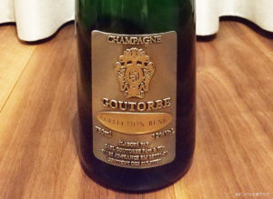 映えるシャンパン「アンリ・グートルブ　コレクション・ルネ　アンネ　グランクリュ」レポ。だからシャンパンセット品は面白い！