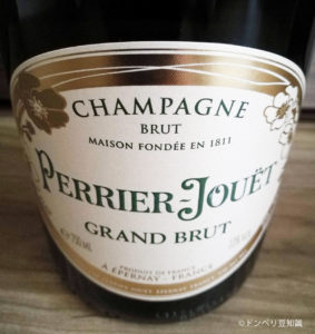シャンパン、「ペリエ  ジュエ」とは！？種類や価格、味はどう！？ベル・エポックの意味は？正規箱はどうなってるの！？ペリエ・ジュエまとめ！